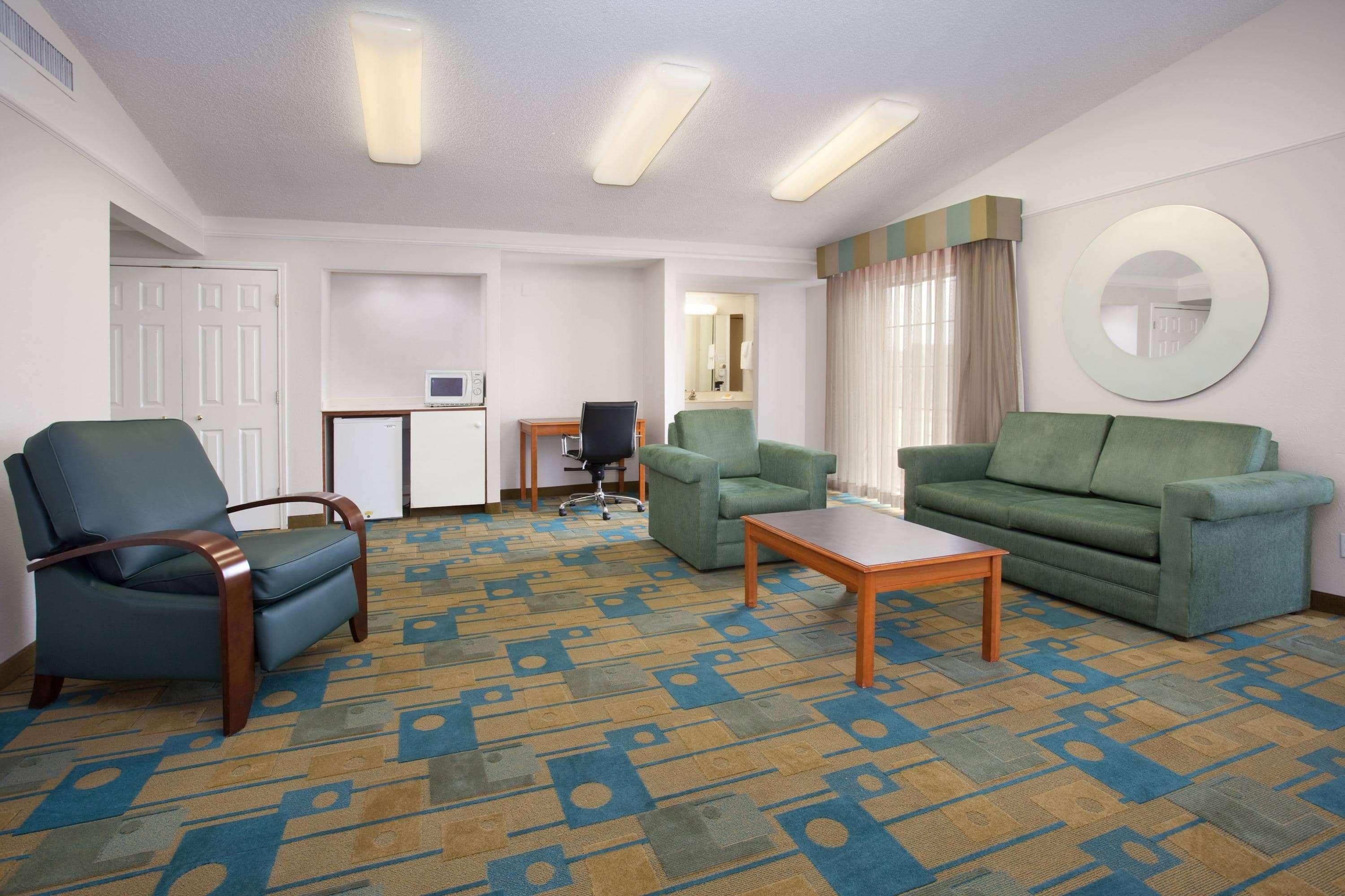 La Quinta Inn By Wyndham Denver Central Eksteriør bilde