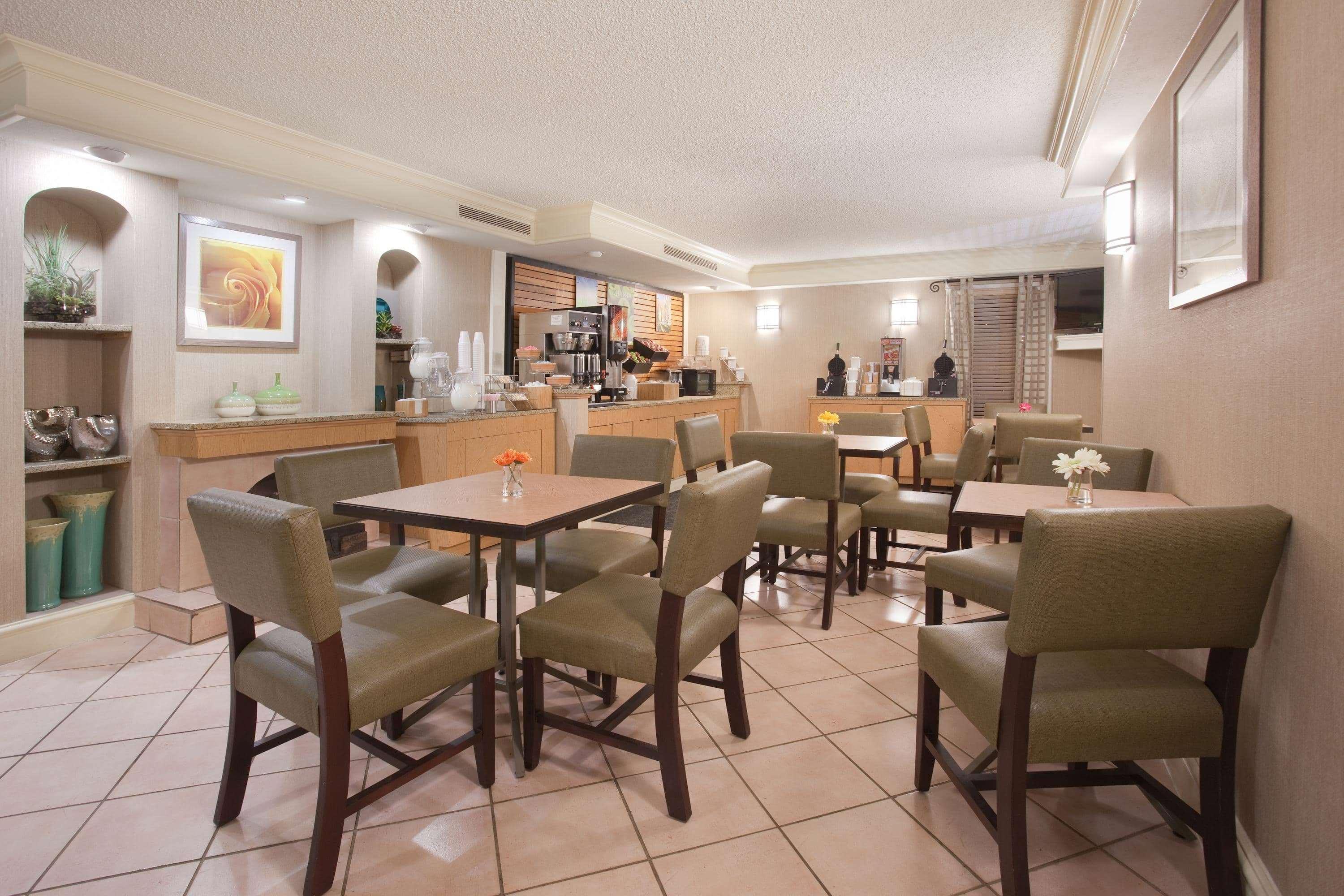 La Quinta Inn By Wyndham Denver Central Eksteriør bilde